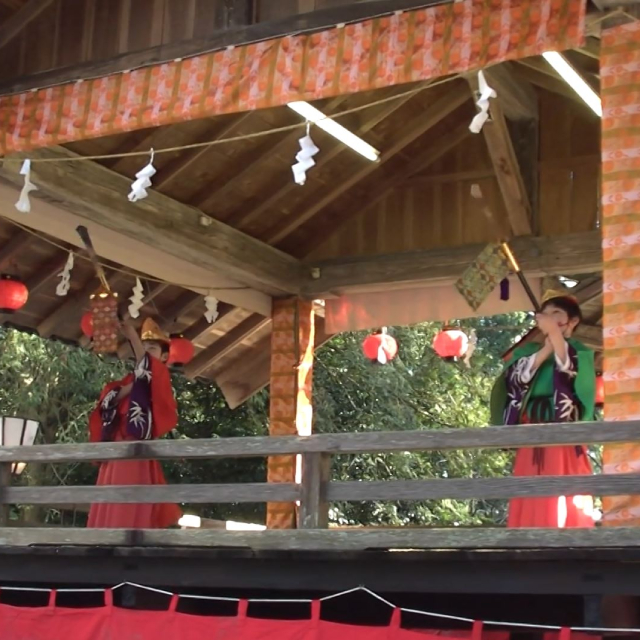 天宮神社の十二段舞楽